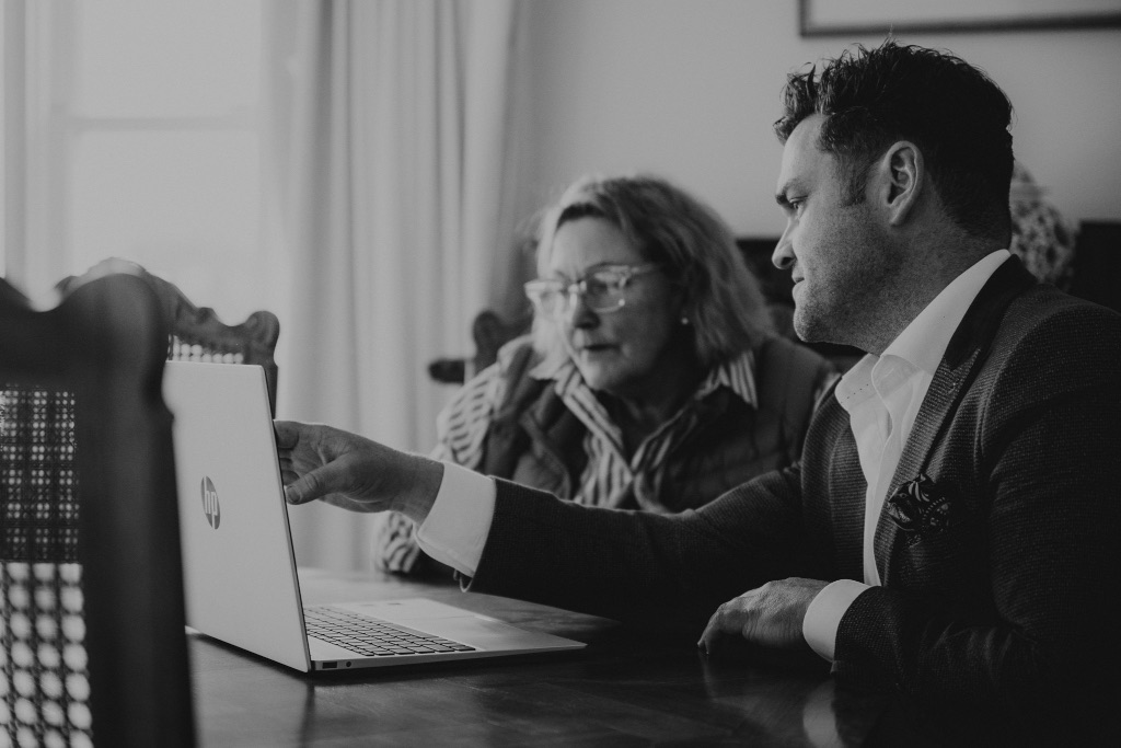 Robert Mahony meeting with a client